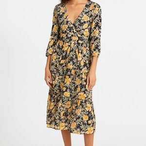 Stella & Julie Floral Navy and Yellow Print Midi Tiered Dress, NWOT Size 8